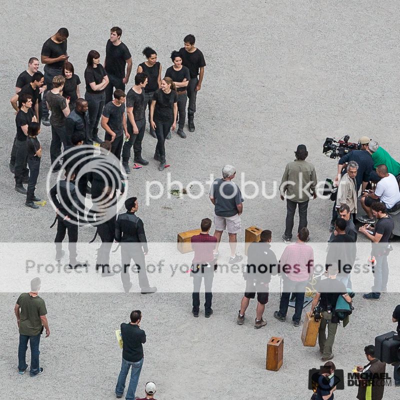  photo TheojamesfilmingDivergentSetPics9thJune20138.jpg
