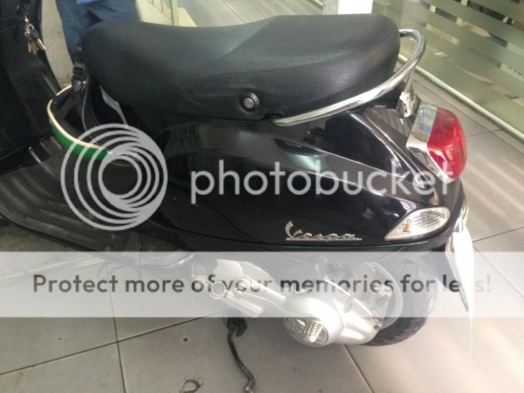 Cần bán xe vespa màu đen ( tp.hcm ) - 2