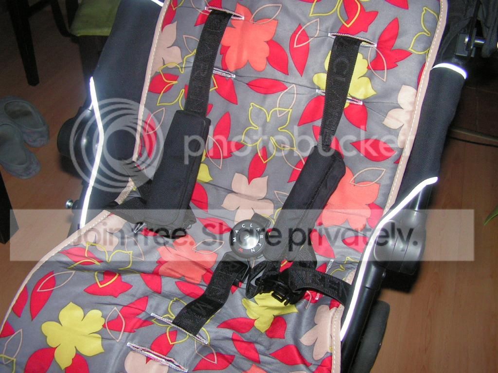 https://i1040.photobucket.com/albums/b407/martuska1982/PICT0152.jpg